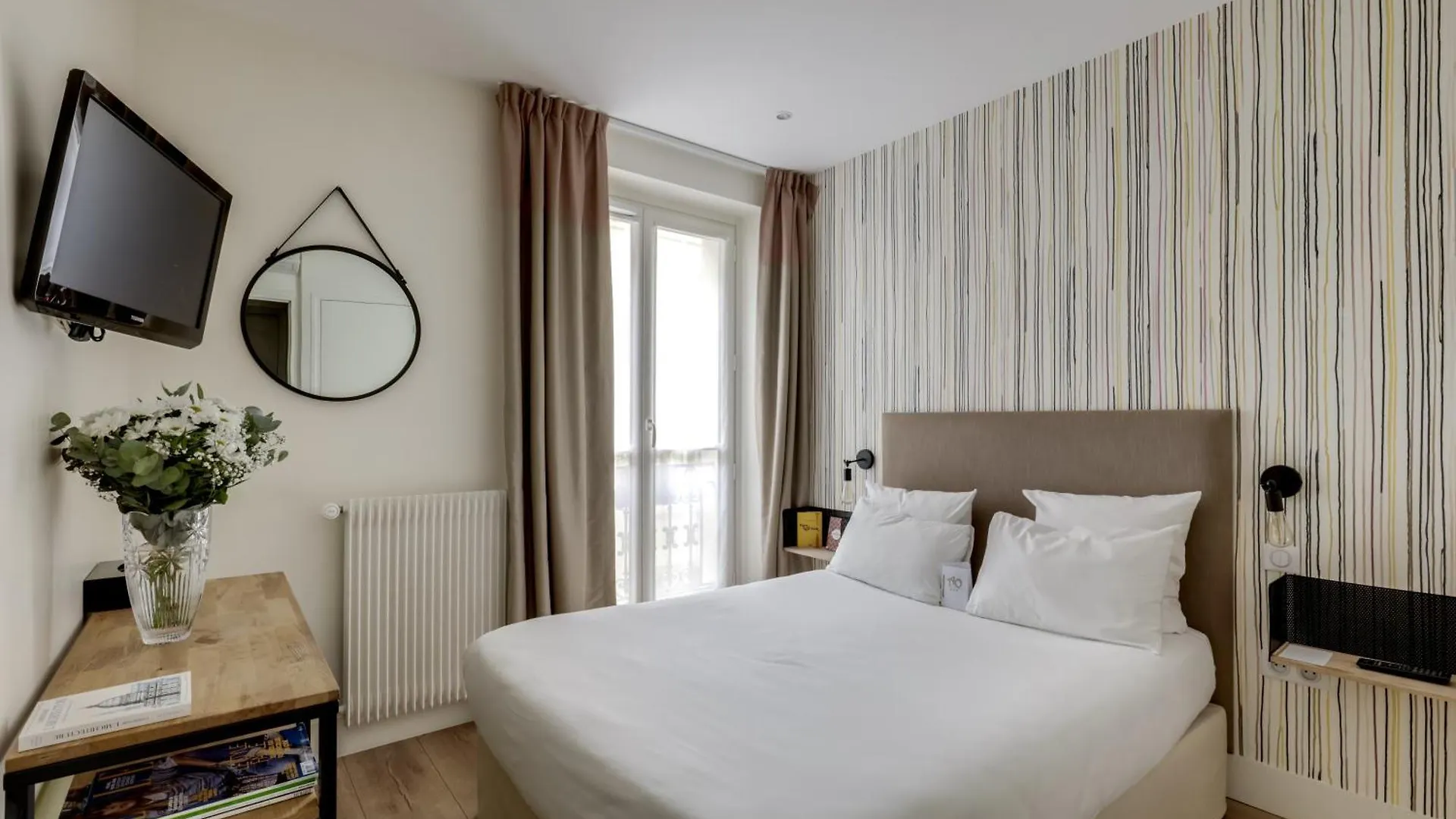 Alexandrine Opera Hotel