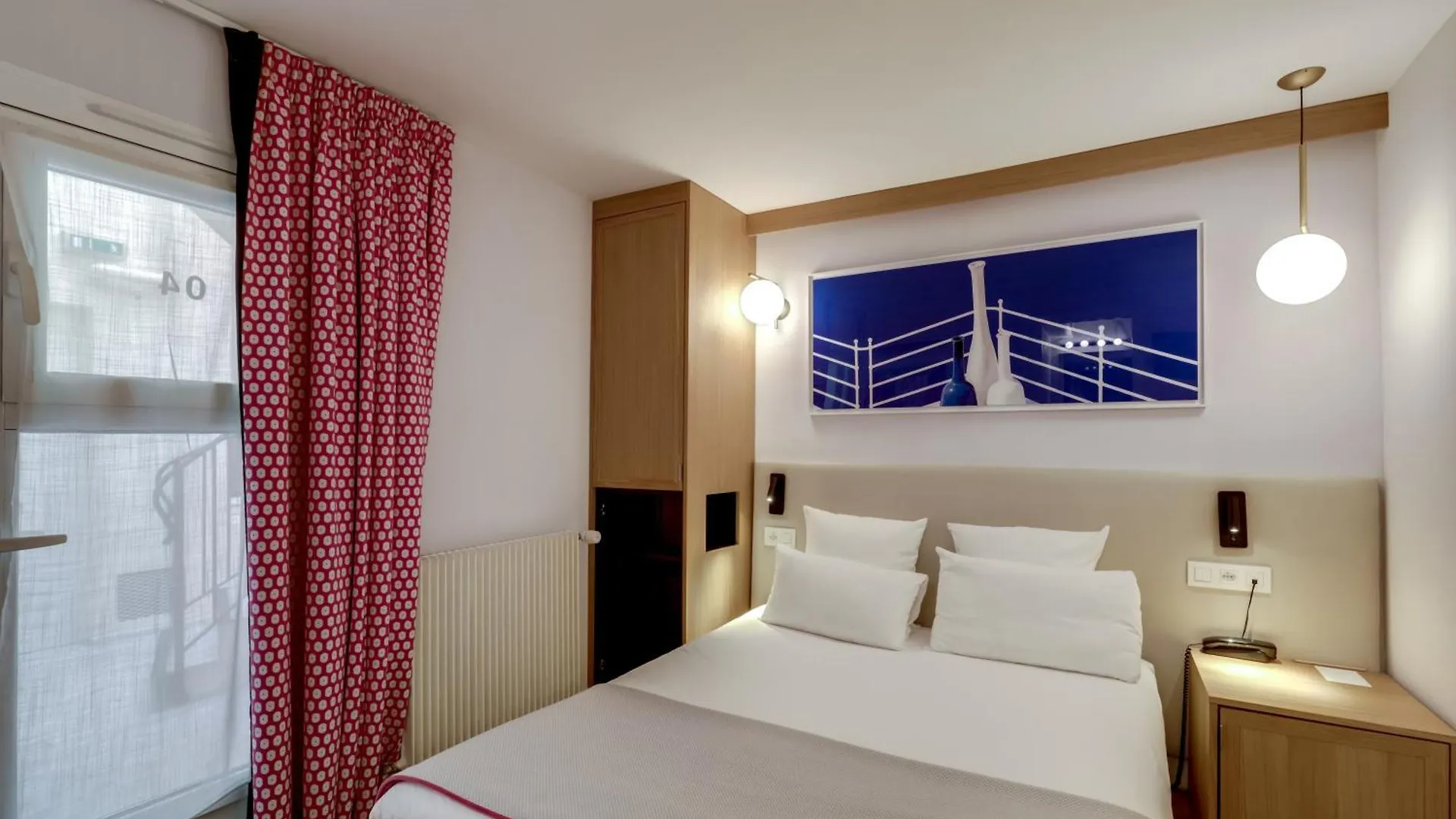 Alexandrine Opera Hotel