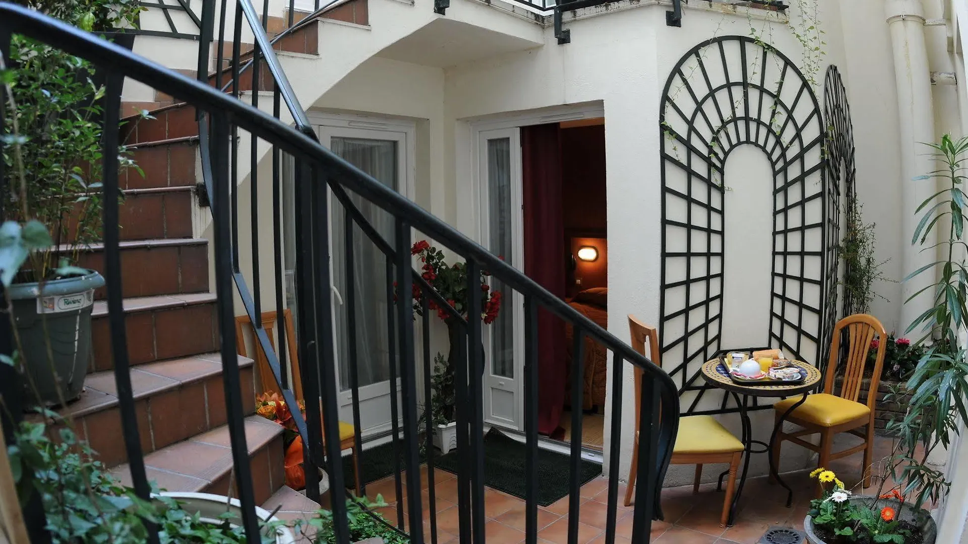 Alexandrine Opera 3* Paris